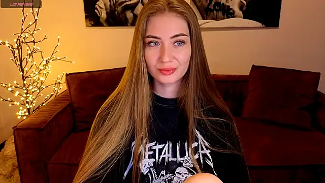 Snapshot of Adelyna_Bird chatting on 07-02-26, 07:03 Adelyna Bird online show from 07-02-26, 07:03