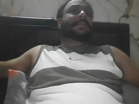 Snapshot of Indersaini148 chatting on 07-08-26, 04:50 Indersaini148 online show from 07-08-26, 04:50