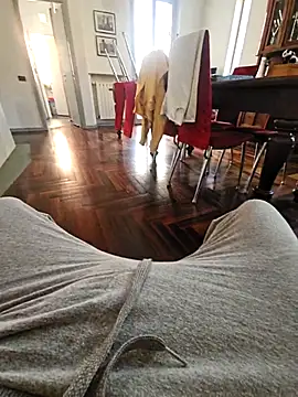 Dolceporco19 online show from 04-18-26, 12:53