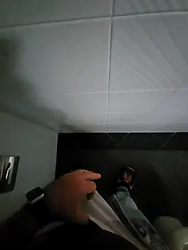 Dolceporco19 online show from 04-21-26, 04:45