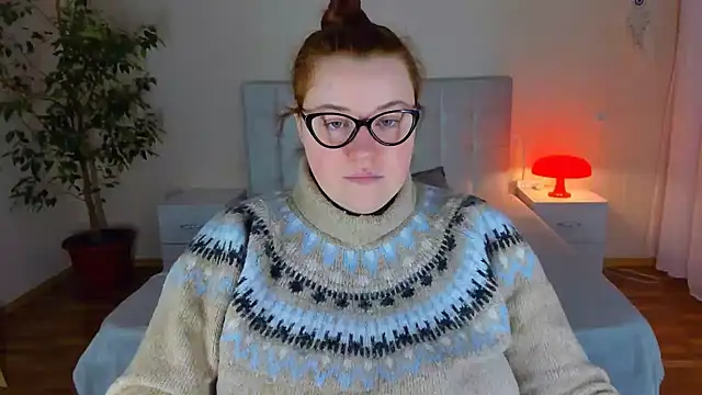 PolinaSalvatore online show from 12-16-25, 01:16