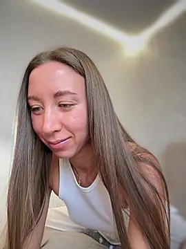 EvaCatt online show from 01-17-26, 04:17