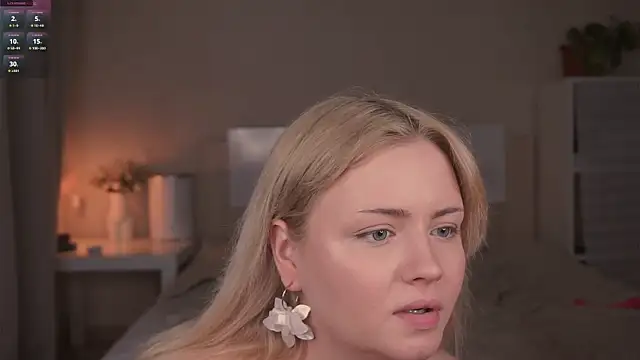 missbeatriss online show from 11-26-25, 03:57