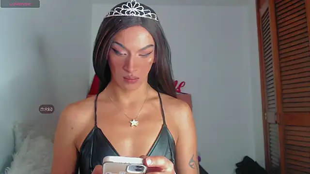 Summer XO online show from 01-08-25, 01:53