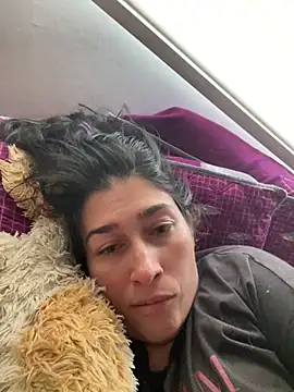 Snapshot of andreaisis2 chatting on 01-05-25, 07:39 andreaisis2 online show from 01-05-25, 07:39