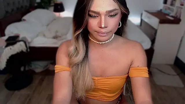 Snapshot of liaa_lurrecams chatting on 10-21-25, 11:11 liaa lurrecams online show from 10-21-25, 11:11