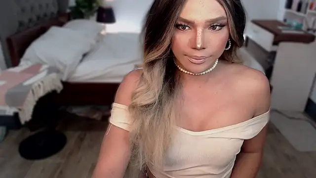 Snapshot of liaa_lurrecams chatting on 10-23-25, 12:26 liaa lurrecams online show from 10-23-25, 12:26