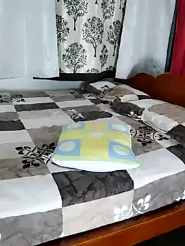 Snapshot of Indian_desi_wife chatting on 01-25-25, 04:57 Indian desi wife online show from 01-25-25, 04:57