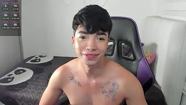 Snapshot of santy7v7 chatting on 12-07-24, 04:14 santy7v7 online show from 12-07-24, 04:14