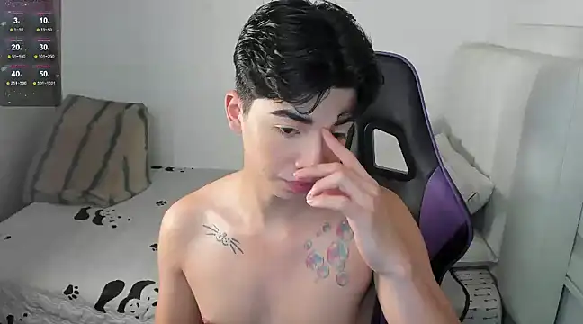 Snapshot of santy7v7 chatting on 02-02-25, 01:30 santy7v7 online show from 02-02-25, 01:30