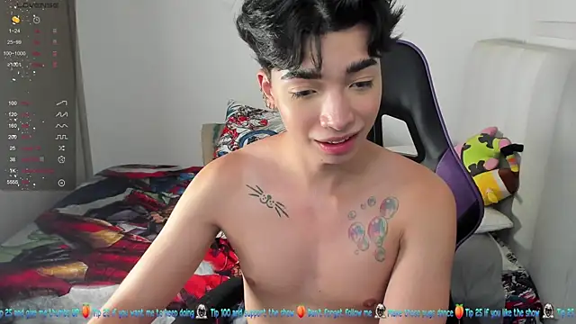 Snapshot of santy7v7 chatting on 02-21-25, 04:16 santy7v7 online show from 02-21-25, 04:16