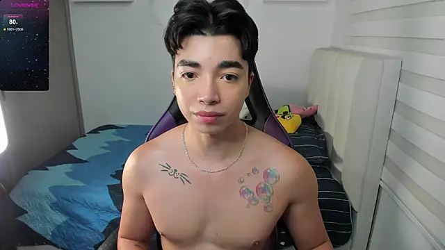 Snapshot of santy7v7 chatting on 09-17-25, 01:24 santy7v7 online show from 09-17-25, 01:24