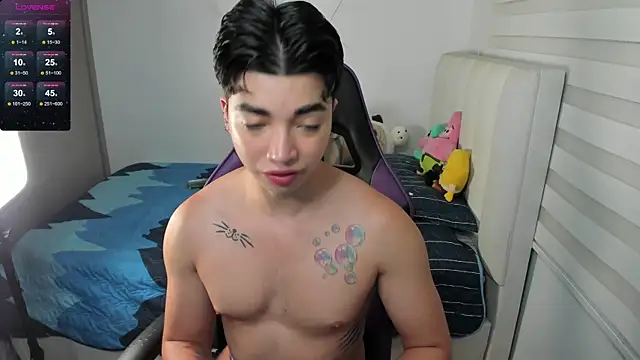 Snapshot of santy7v7 chatting on 10-03-25, 01:08 santy7v7 online show from 10-03-25, 01:08