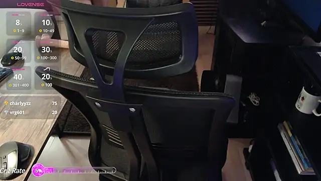 Snapshot of cabinda252 chatting on 02-11-25, 02:25 cabinda252 online show from 02-11-25, 02:25