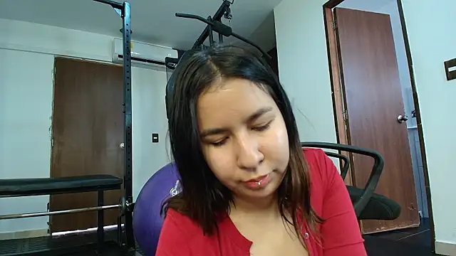 Lia sarahi online show from 02-02-25, 02:24