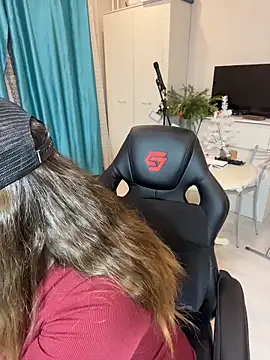 DienkaGreen online show from 01-18-26, 05:39