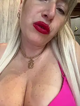 Kittenforyou online show from 06-06-26, 11:59