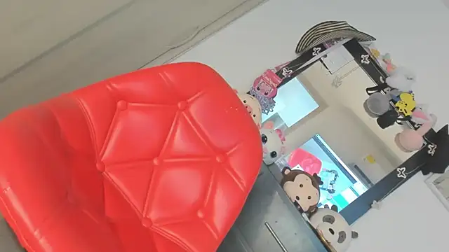 jailin smith  online show from 04-18-26, 02:59