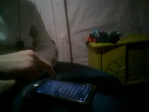 Snapshot of Wero4200 chatting on 10-12-25, 09:08 Wero4200 online show from 10-12-25, 09:08
