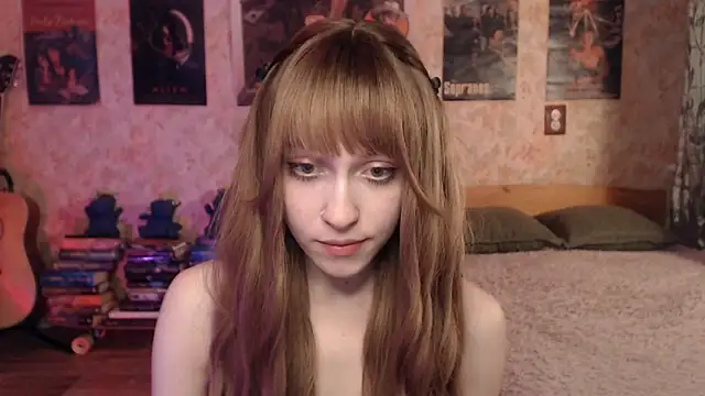 Friendly Ellie online show from 04-01-26, 01:34