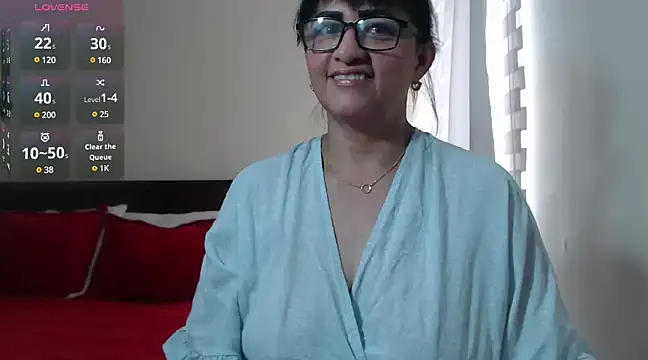 ISABEEL SOFIA01 online show from 02-07-25, 07:49