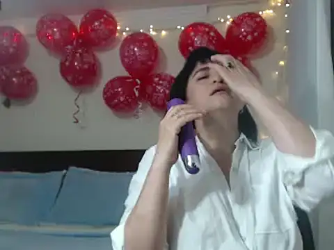 ISABEEL SOFIA01 online show from 02-11-25, 11:33