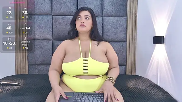 AmandaRousel online show from 11-23-25, 12:38