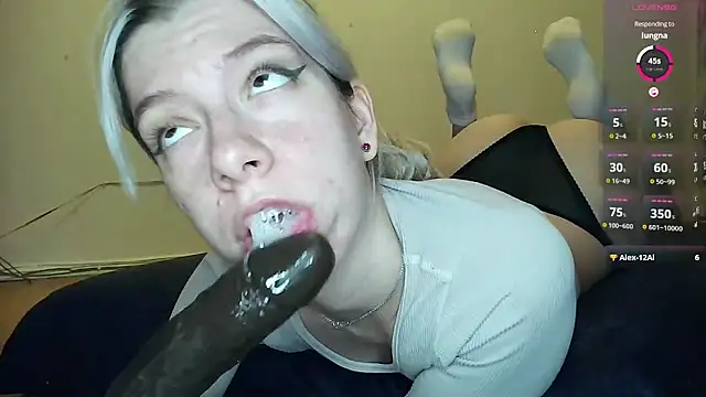 Snapshot of cruellagoth666 chatting on 07-06-26, 01:35 cruellagoth666 online show from 07-06-26, 01:35