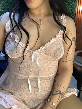 Amandanauty online show from 10-24-25, 08:11