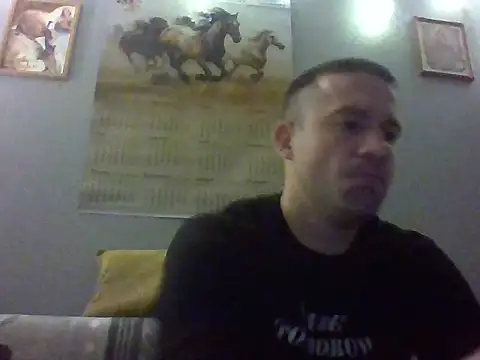 Snapshot of aroj95 chatting on 03-11-26, 11:00 aroj95 online show from 03-11-26, 11:00