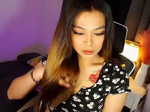 MajesticKitana online show from 03-26-26, 04:07