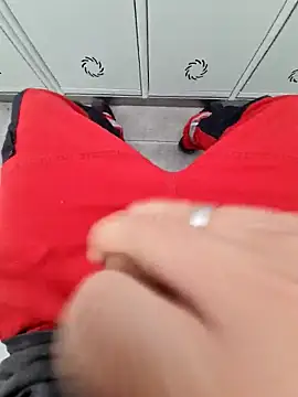 Snapshot of 987654Alf chatting on 02-06-26, 11:24 987654Alf online show from 02-06-26, 11:24