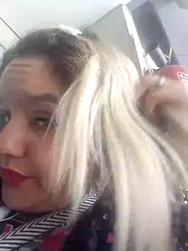 Snapshot of shaynarg chatting on 09-30-25, 01:16 shaynarg online show from 09-30-25, 01:16