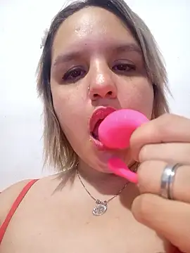 Snapshot of shaynarg chatting on 01-13-26, 02:50 shaynarg online show from 01-13-26, 02:50