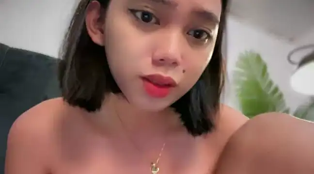 GenesisCastillano online show from 02-22-25, 11:24