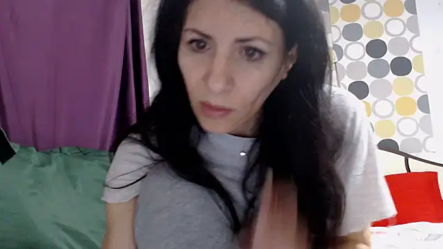 Snapshot of sexyevalove chatting on 12-16-25, 02:49 sexyevalove online show from 12-16-25, 02:49