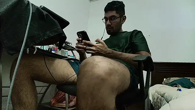 x-sebastian online show from 04-22-26, 10:22