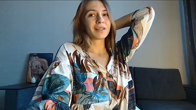 LovelyKatea online show from 01-28-25, 10:23