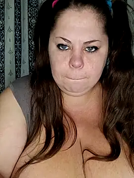 Ginabig online show from 09-26-25, 05:33