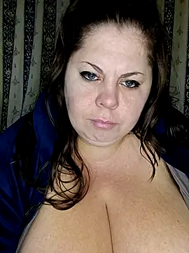 Ginabig online show from 11-18-25, 03:56