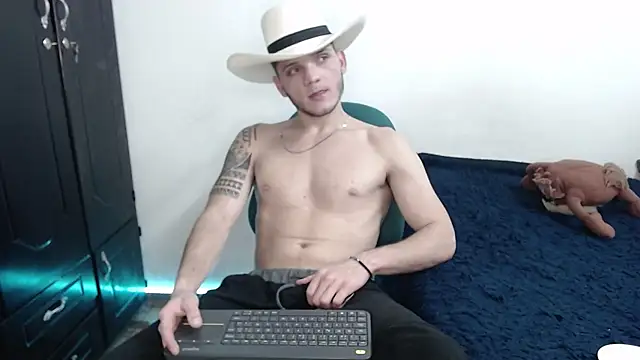 Snapshot of ramseesh chatting on 02-20-26, 01:35 ramseesh online show from 02-20-26, 01:35