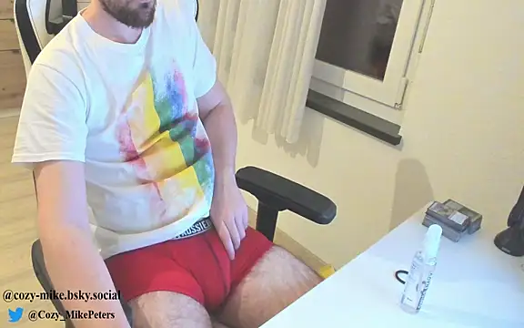 cozy-mike online show from 06-06-26, 11:20