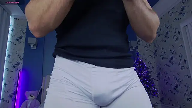 Arilas  online show from 12-14-24, 07:40