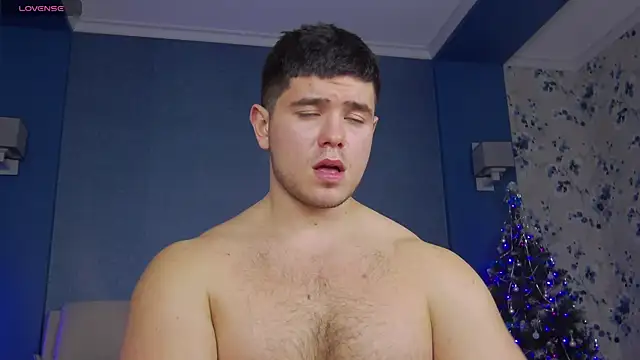 Arilas  online show from 12-19-24, 01:51