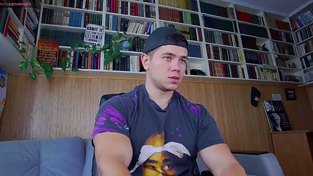 Arilas  online show from 09-27-25, 06:29