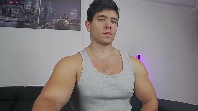 Snapshot of Arilas_ chatting on 11-23-25, 07:41 Arilas online show from 11-23-25, 07:41