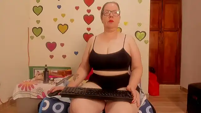 BarbaraFight online show from 05-16-26, 10:52