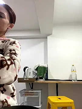 Snapshot of Cameron_diazz chatting on 11-23-25, 06:30 Cameron diazz online show from 11-23-25, 06:30