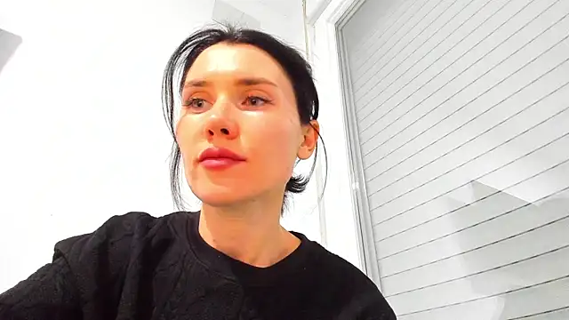 Snapshot of Cameron_diazz chatting on 12-03-25, 09:13 Cameron diazz online show from 12-03-25, 09:13