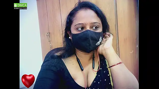 sexynayan23 online show from 03-07-26, 05:15